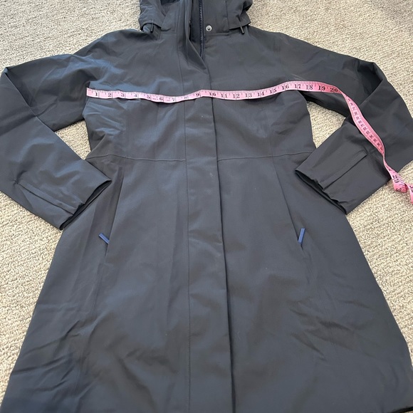 PATAGONIA Women's Tres 3-in-1 Parka Size S in Smolder Blue - Picture 10 of 16